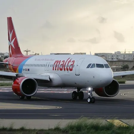 Bright & Airy In - Sleeps 3 公寓