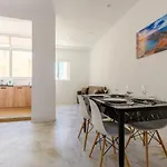 Apartment Bright & Airy In - Sleeps 3 Sliema