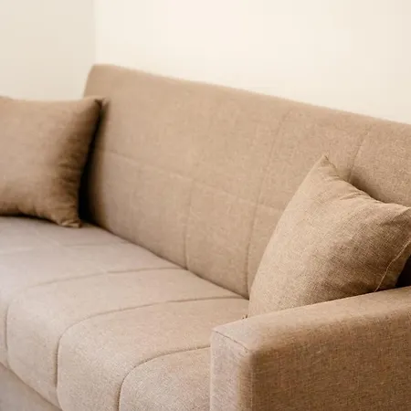 Bright & Airy In - Sleeps 3 Слима