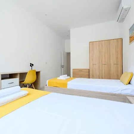 Bright & Airy In - Sleeps 3 Apartmán
