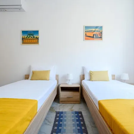 アパート Bright & Airy In - Sleeps 3 スリーマ