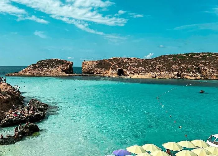 Bright & Airy In - Sleeps 3 Sliema